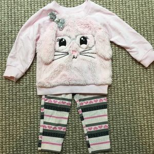 Kids Headquarters plush sweatshirt/leggings set